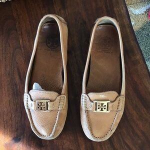 Tory Burch - Tumbled Leather Loafers